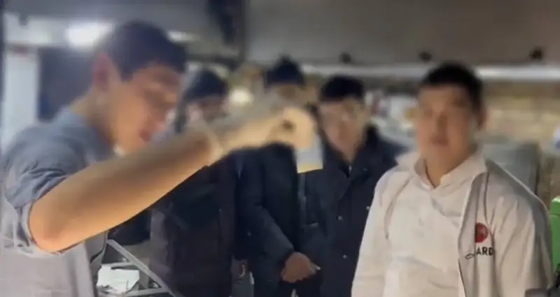 Алматыда түнгі клубтың барменінен есірткі табылды  