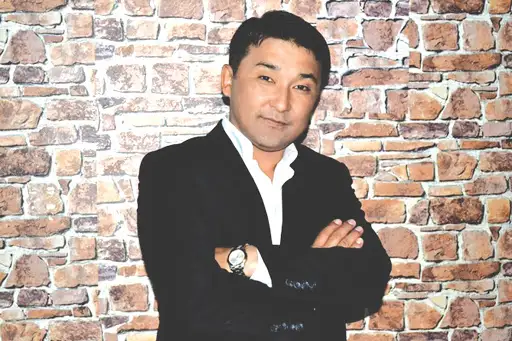 Алмат Сақатов, актер: Тұрсынбек Қабатовтың көретін ештеңесі жоқ 