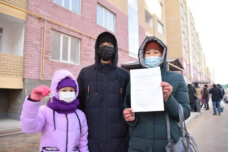 Атырауда Тәуелсіздік күні қарсаңында 150-дей отбасы баспаналы болды