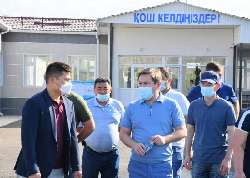 Шымкент әкімі №120 мектептің жаңа оқу жылына дайындығын тексерді