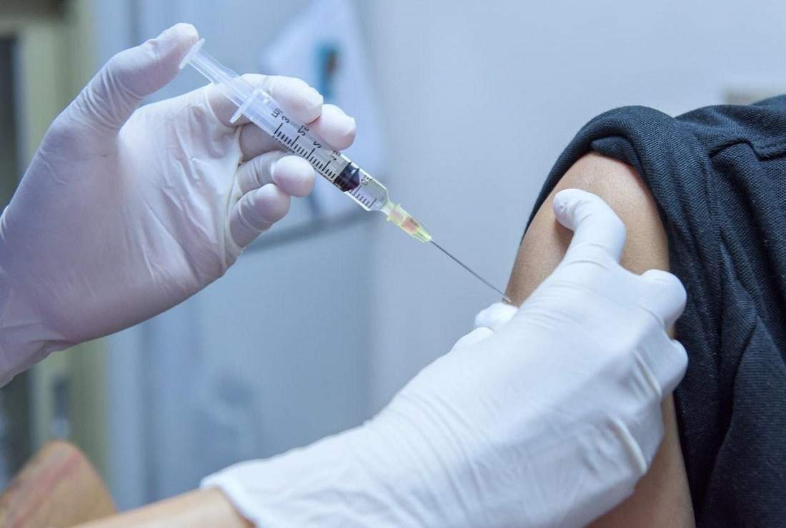 Вакциналау ұйымдастырмаған жұмыс берушілерді қандай жаза күтіп тұр?