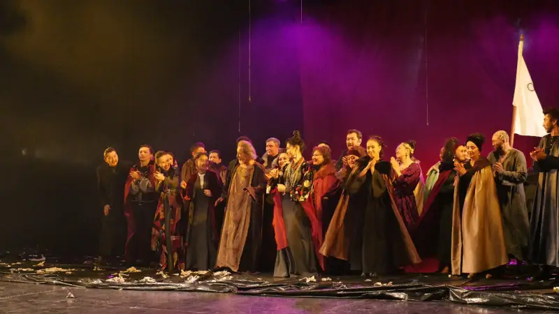 Ғабит Мүсірепов театрының 76-шы маусымының жабылу салтанаты өтеді