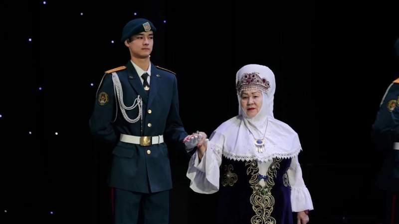 76 жастағы кейуана «Супер әже» атанды
