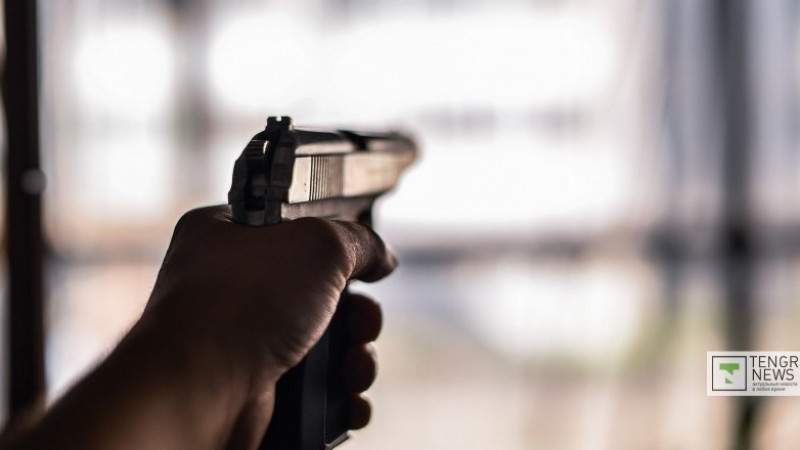Оралда атыс: қарулы 20 адам ұсталды