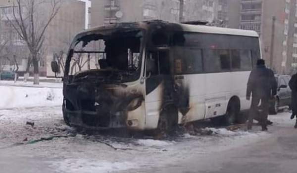 Петропавлда автобус өртенді  