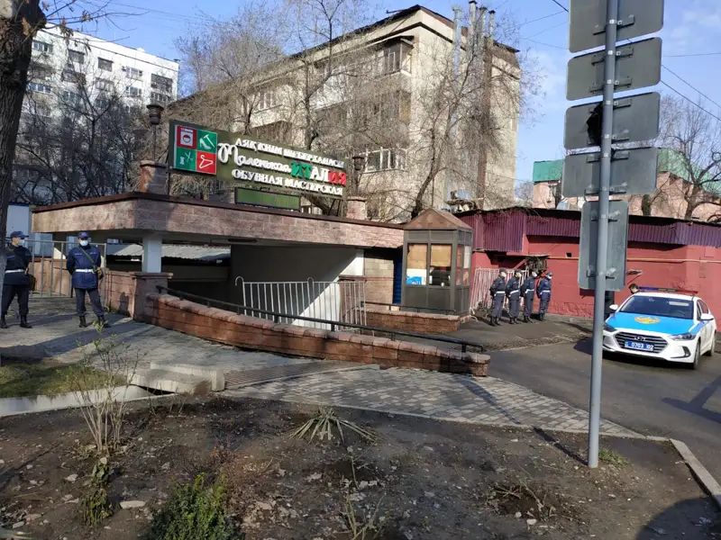 Алматы: COVID-19 ошағында қалған азаматтардың жұмыс орны сақталады 