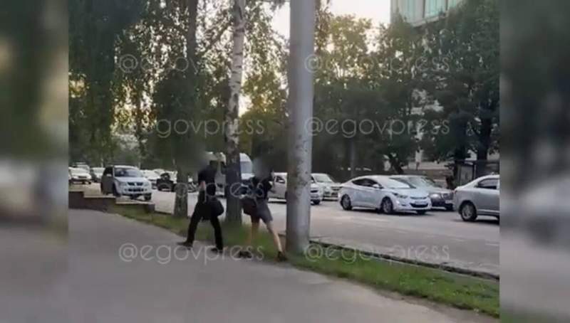 Алматыда есірткіні жарнамалаған жұп қамауға алынды 