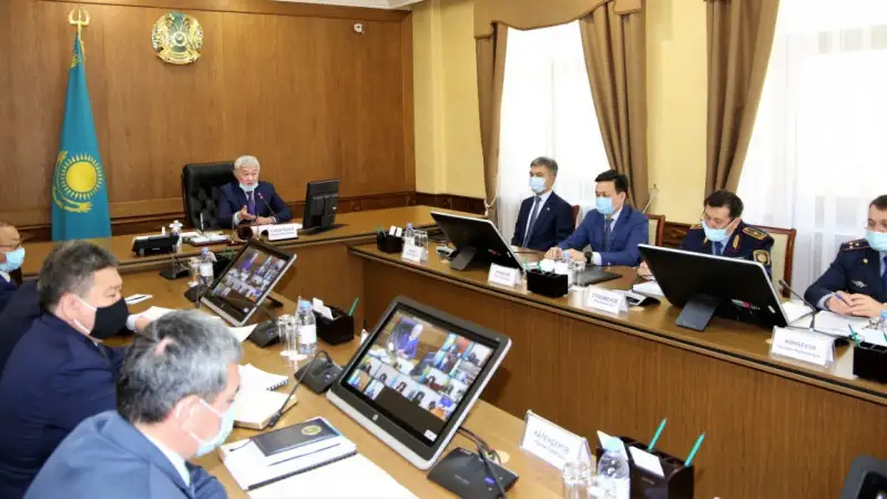 Сапарбаев сөгіс жариялады