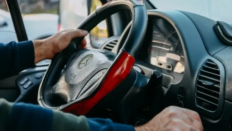 Бас әскери прокуратураның қызметкері мас күйінде көлік жүргізген 