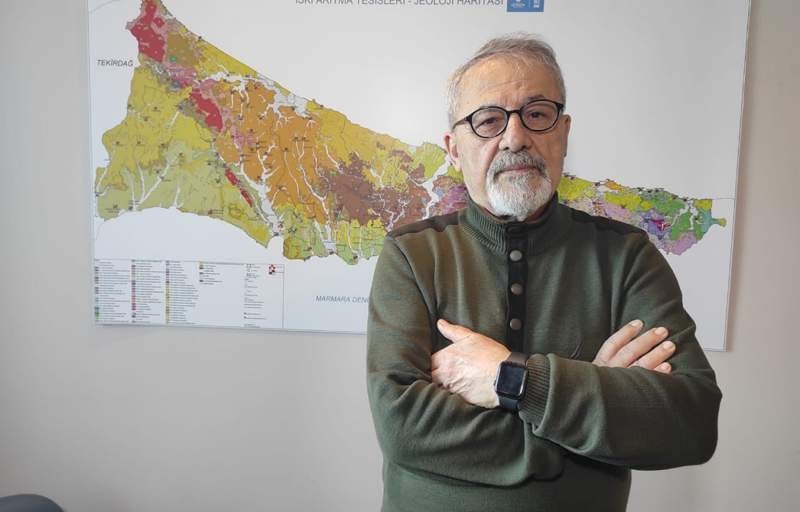 Түрік сейсмологы дабыл қақты: Ыстамбұлда да жойқын жер сілкінісі болатын күн алыс емес