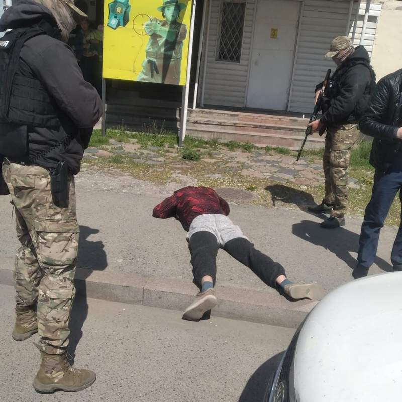 Текелі қаласында арнайы операция кезінде есірткі сатушылар тобы ұсталды 