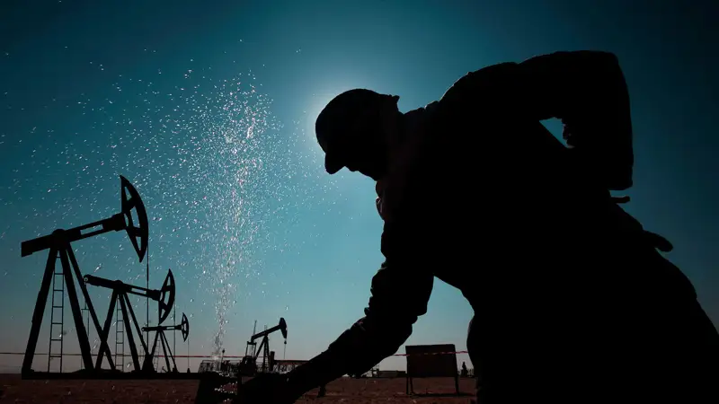 Мұнай өндірісі қысқарады