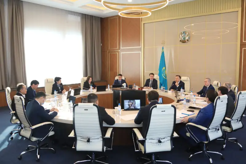Мәжіліс депутаттары Шығыс Қазақстанда сүтті мал шаруашылығын дамыту мәселелерін талқылады