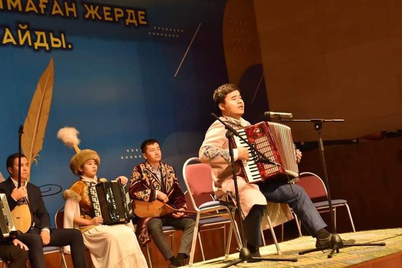 ЖЫР АЛЫБЫ ҰЛЫҚТАЛҒАН КЕШ 