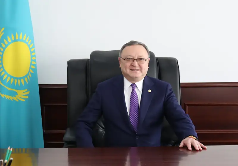Ақтөбе облысының әкімі табысын әйеліне беретінін айтты