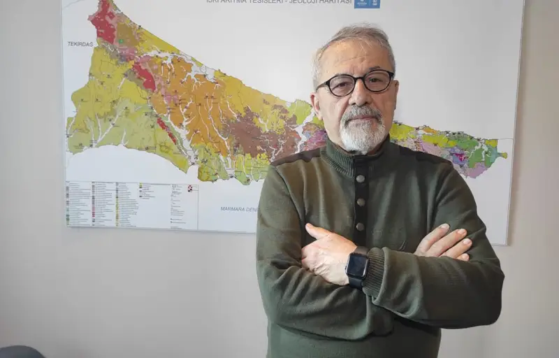 Түрік сейсмологы дабыл қақты: Ыстамбұлда да жойқын жер сілкінісі болатын күн алыс емес