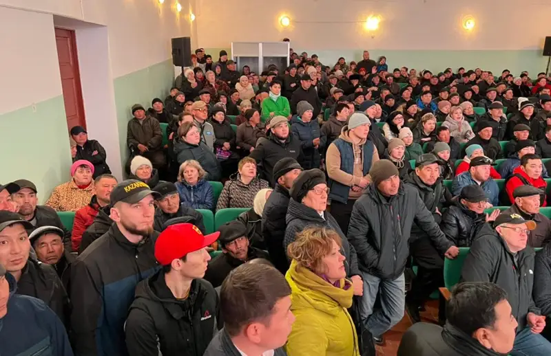 Кеніш пен Бестөбе ауылының тағдырын тұрғындар шешеді