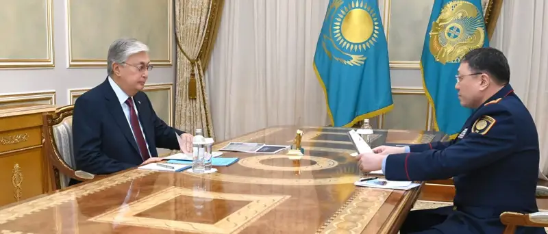 Президент Ішкі істер министрі Ержан Сәденовпен кездесті
