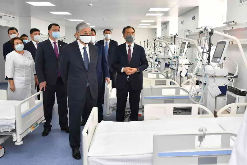 Дәрігерлерге үстемеақы төлеуге қосымша 150 млрд теңге бөлінеді