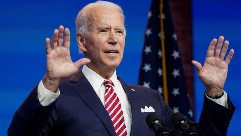 Байден аяғын сындырып алды
