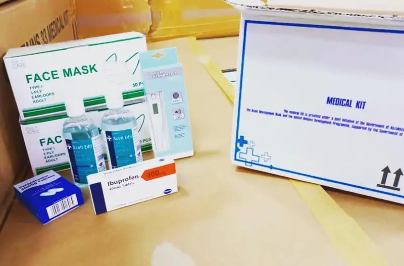 Шымкентте 2 мыңнан астам аз қамтылған отбасыға дәрі қобдишалары тегін таратылды 
