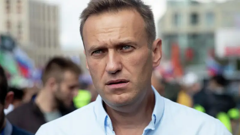 Сот ресейлік оппозиция жетекшісі Алексей Навальныйды 19 жылға соттады
