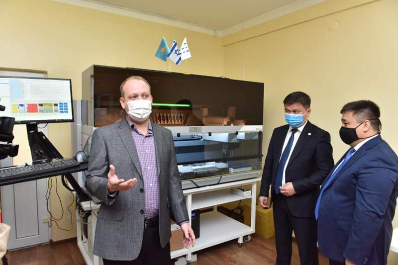 Коронавирустық инфекцияны диагностикалауға арналған зертханалық кешен ашылды