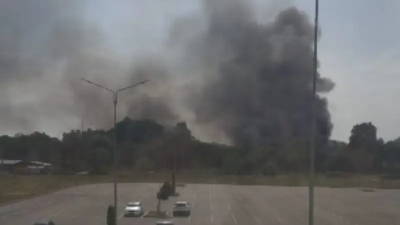 Алматыда «Алтын Орда» базары өртеніп жатыр