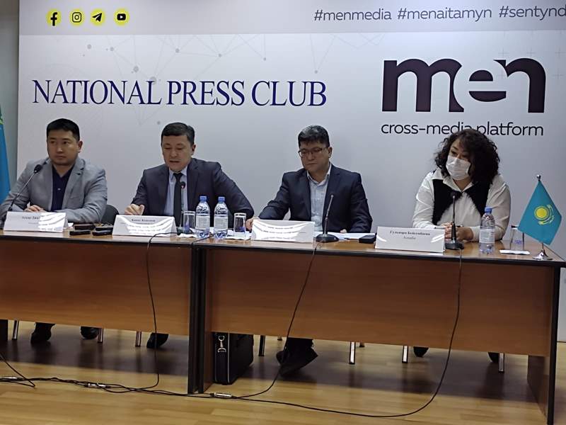 Сот пен алқабилердің текетіресі: Королевская бүлдіріп қойды