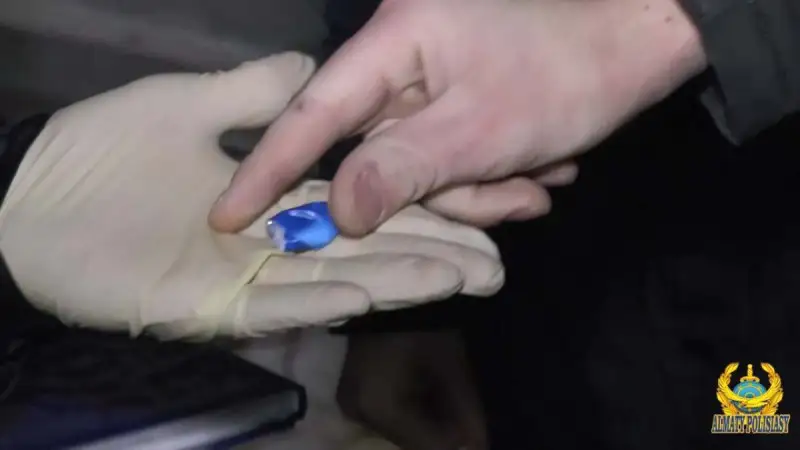 Пәтерде есірткі сақтаған шетелдік ұсталды