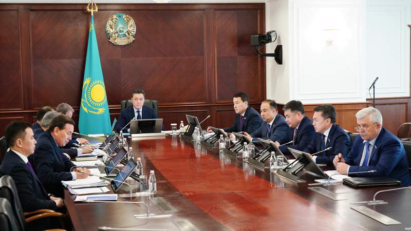 Мамин  мемлекеттік комиссия отырысын өткізді 