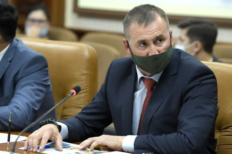 Шымкенттік шенеунік Қазақстан азаматтығынан айырылды