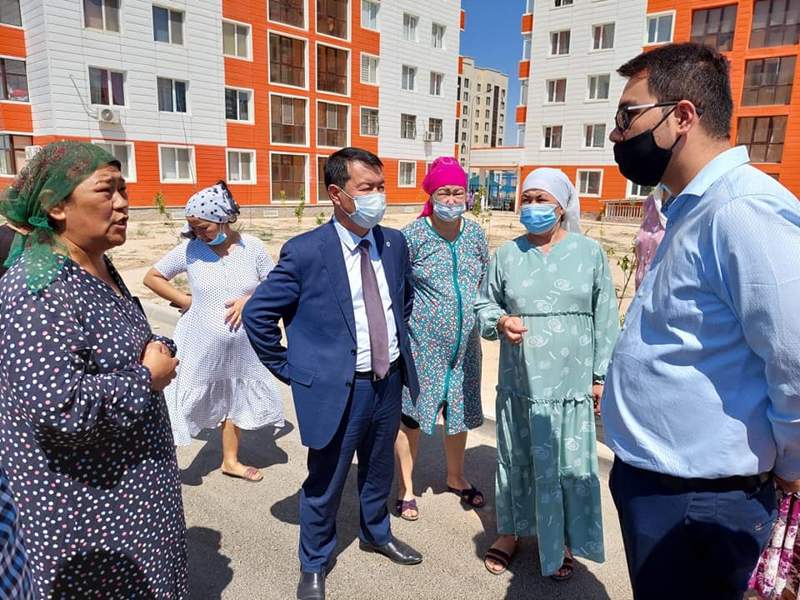 «SHYMKENТ CITY» шағын ауданының тұрғындарымен кездесу өтті 