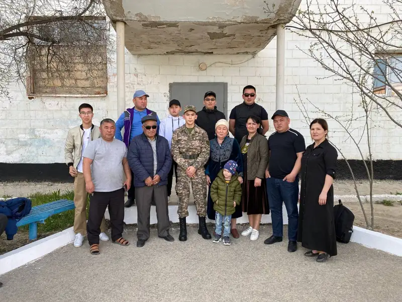 Әскерге аттанған