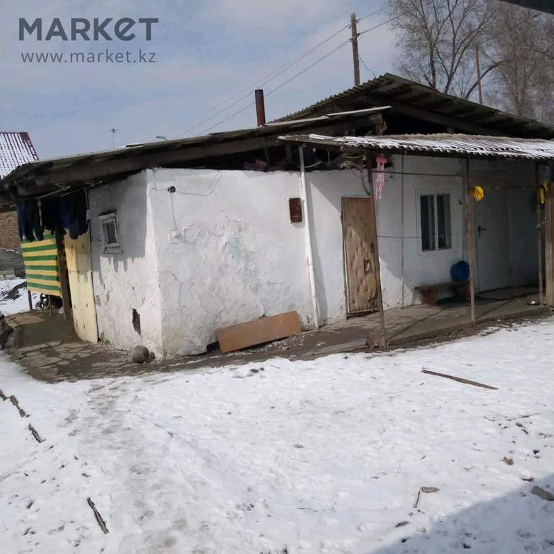 Талдықорғанда жас отбасының балаларымен бірге мәйіті табылды
