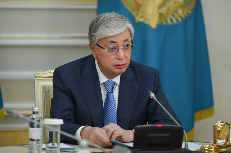 Мемлекет басшысы жарылыстан қаза тапқан азаматтардың отбасына көңіл айтты