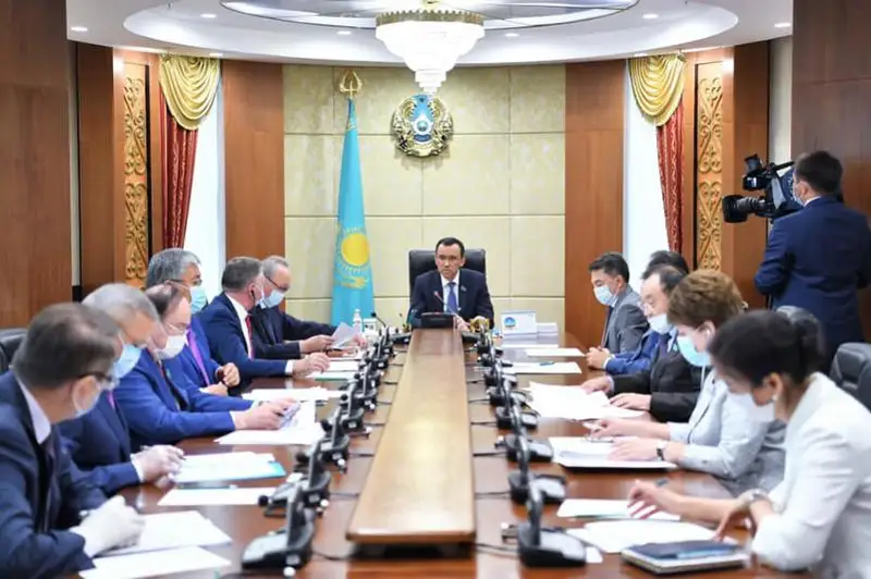 Мәулен Әшімбаев: «Парламенттік каникул» дегеніміз дәстүрлі демалыс емес