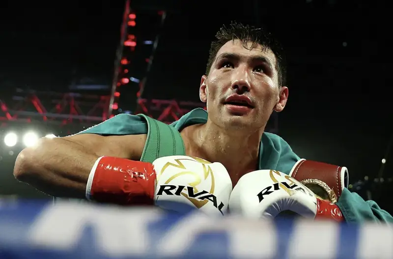 Жәнібек Әлімханұлының титулдық жекпе-жегі тікелей эфирден көрсетіледі