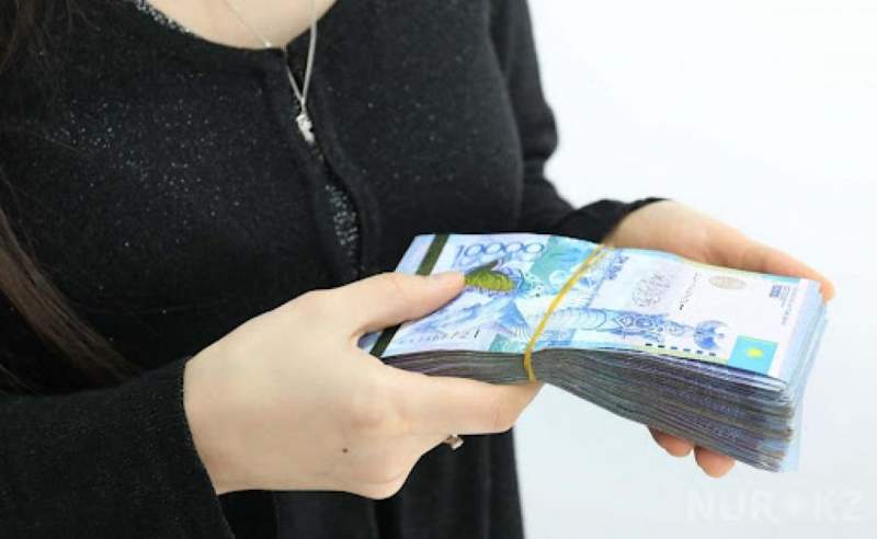 Атыраулық әйел сәбиін аукционмен сатып жіберген