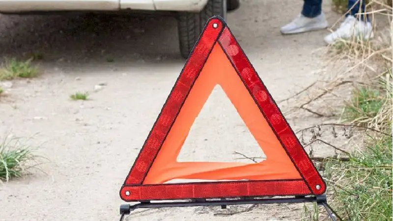 Көлік жүргізген жасөспірім жаяу жүргіншіні қағып кетті
