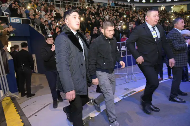 «Қазақ жігіттері Хабибті неге Пайғамбарын күткендей күтті?». Журналист пікірі