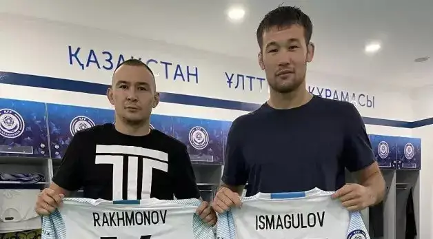 Рахмонов пен Исмағұлов футбол ойнады