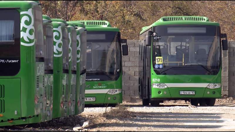 Қоғамдық көлік жүргізушілері әдеп курсынан өтеді 