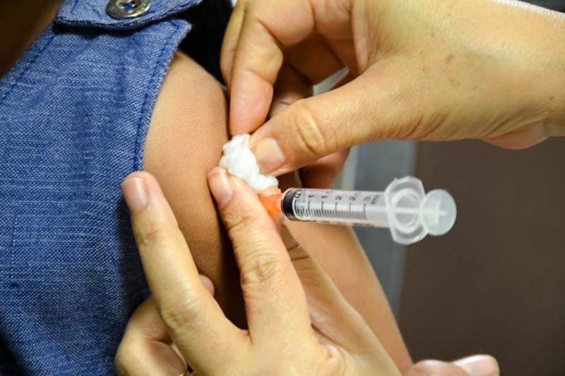 166,8 мың жасөспірім «Pfizer» вакцинасының алғашқы дозасын салдырды
