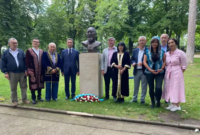 Еуропа қазақтарының құрылтайы өтті