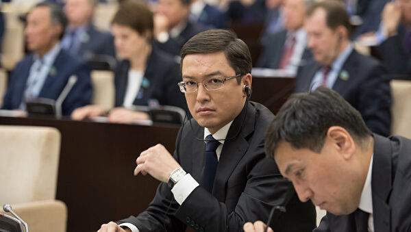 Назарбаев Ақышевты НЕГЕ қызметінен босатты?