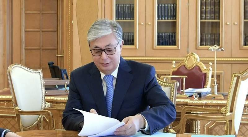 Тоқаев цифрландыруды дамыту туралы заңға қол қойды