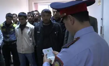 Соңғы екі айда 20 мың өзбек азаматы шекарадан өткен