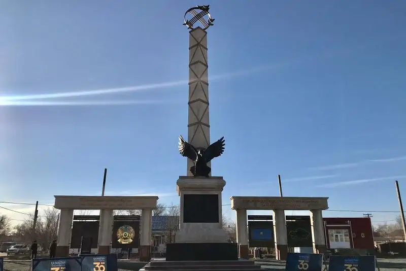  Исатай ауданында Тәуелсіздік монументі ашылды  