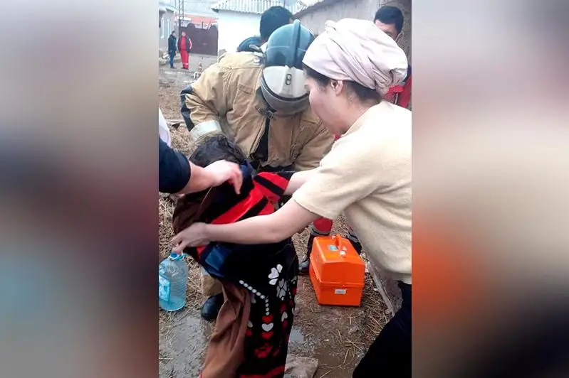 Әжетханаға құлап кеткен бала құтқарылды